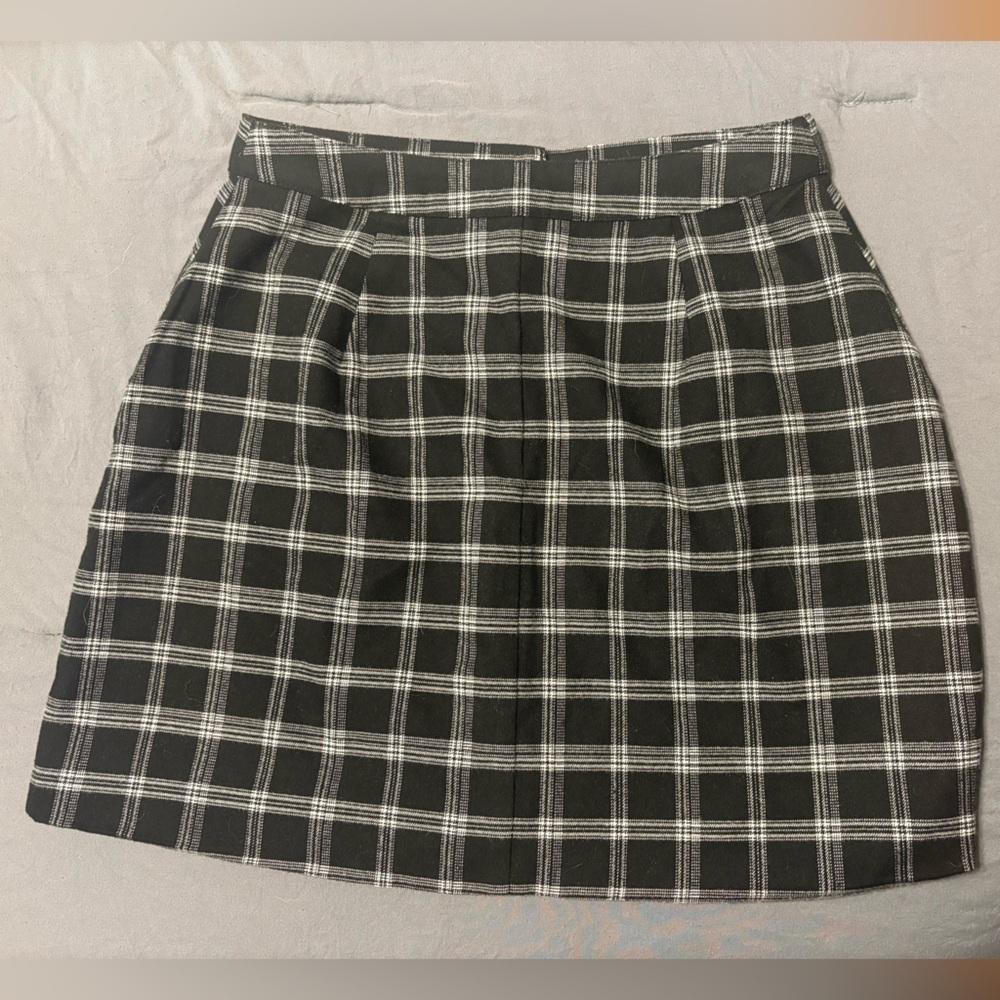 Hollister Black and White Checkered Mini Skirt - Picture 5 of 5